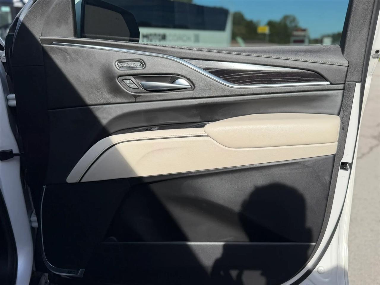 Cadillac Escalade 4WD 4dr Sport 2021