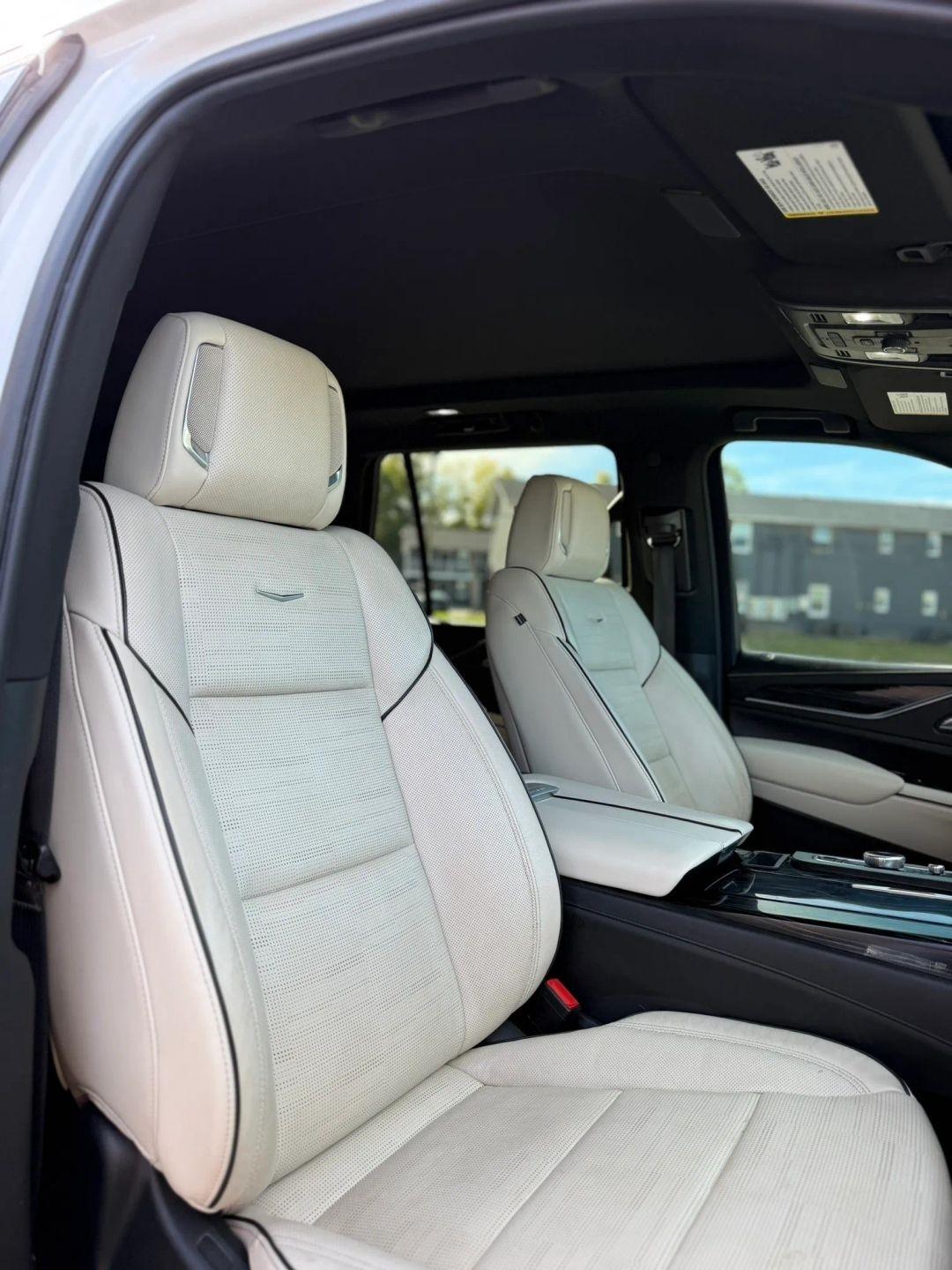 Cadillac Escalade 4WD 4dr Sport 2021