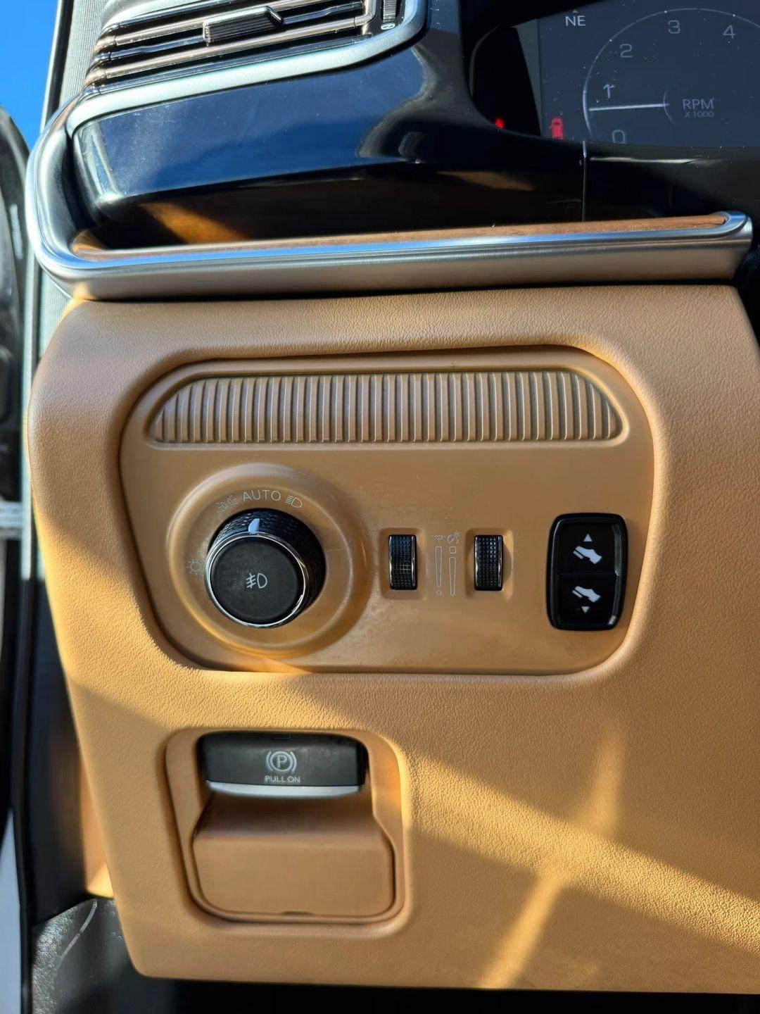 Jeep Grand Wagoneer Series III 4x4 2022