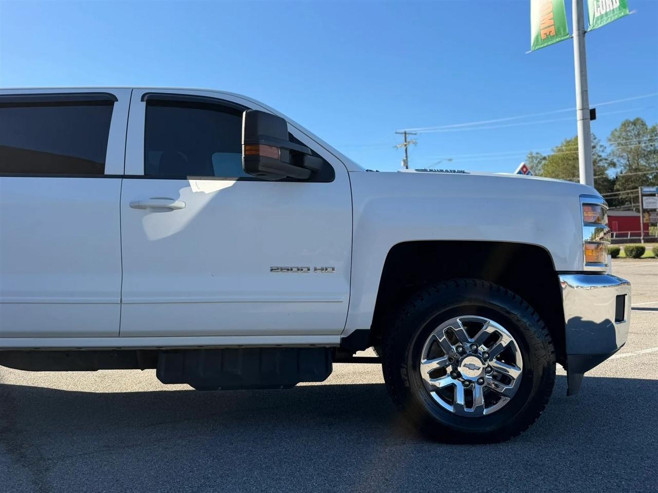 Chevrolet Silverado 2500HD 4WD Crew Cab 153.7" LT 2018