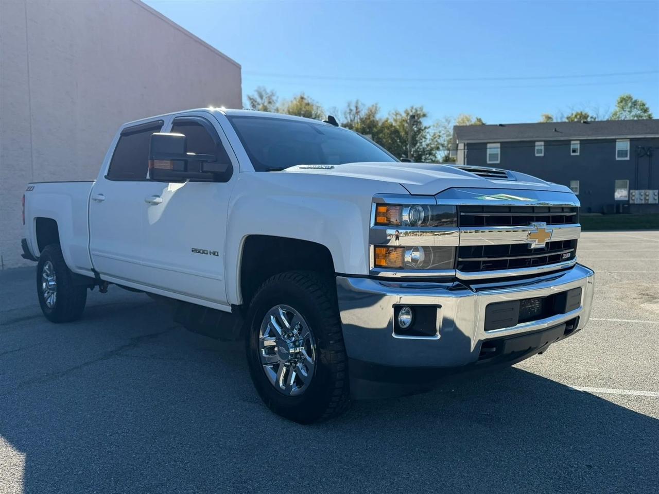 Chevrolet Silverado 2500HD 4WD Crew Cab 153.7" LT 2018