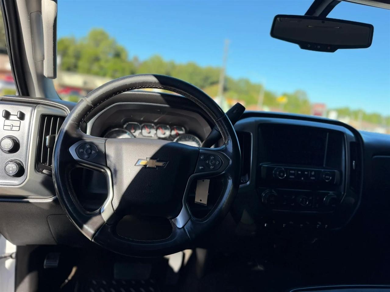 Chevrolet Silverado 2500HD 4WD Crew Cab 153.7" LT 2018