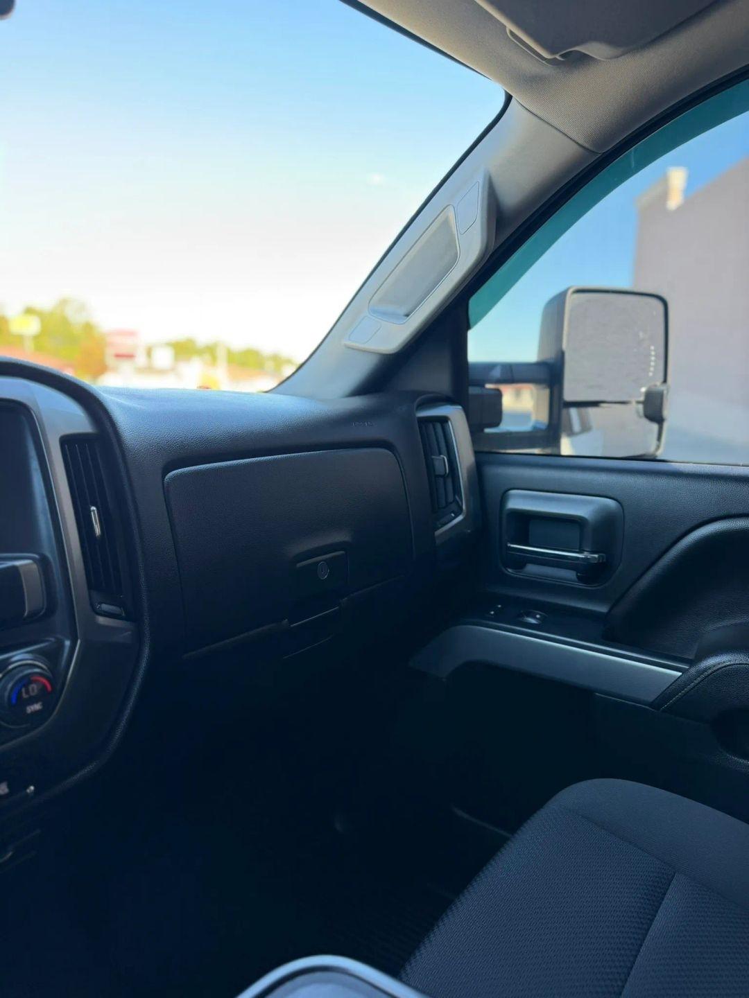 Chevrolet Silverado 2500HD 4WD Crew Cab 153.7" LT 2018