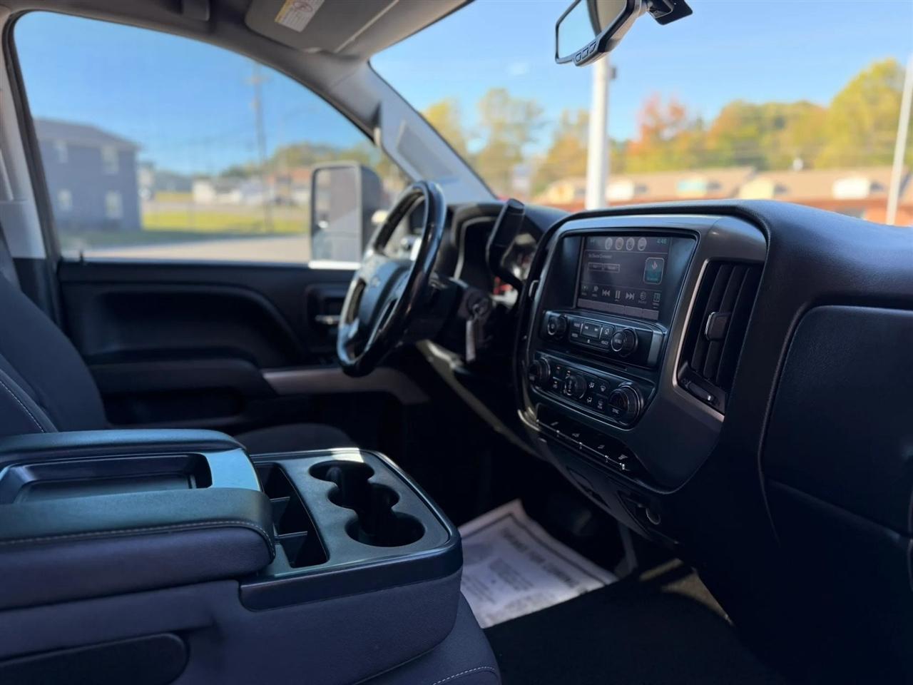 Chevrolet Silverado 2500HD 4WD Crew Cab 153.7" LT 2018