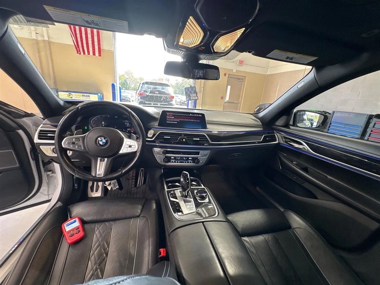 BMW 7 Series 740i Sedan 2020