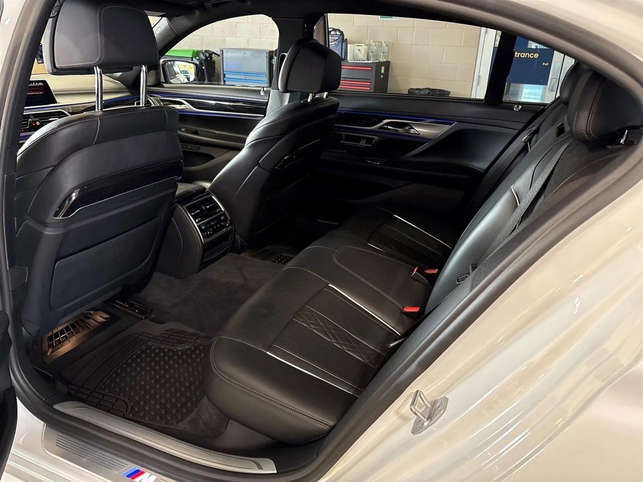 BMW 7 Series 740i Sedan 2020