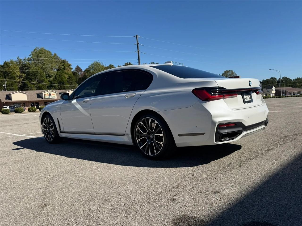 BMW 7 Series 740i Sedan 2020