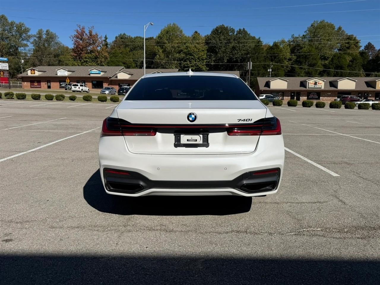 BMW 7 Series 740i Sedan 2020