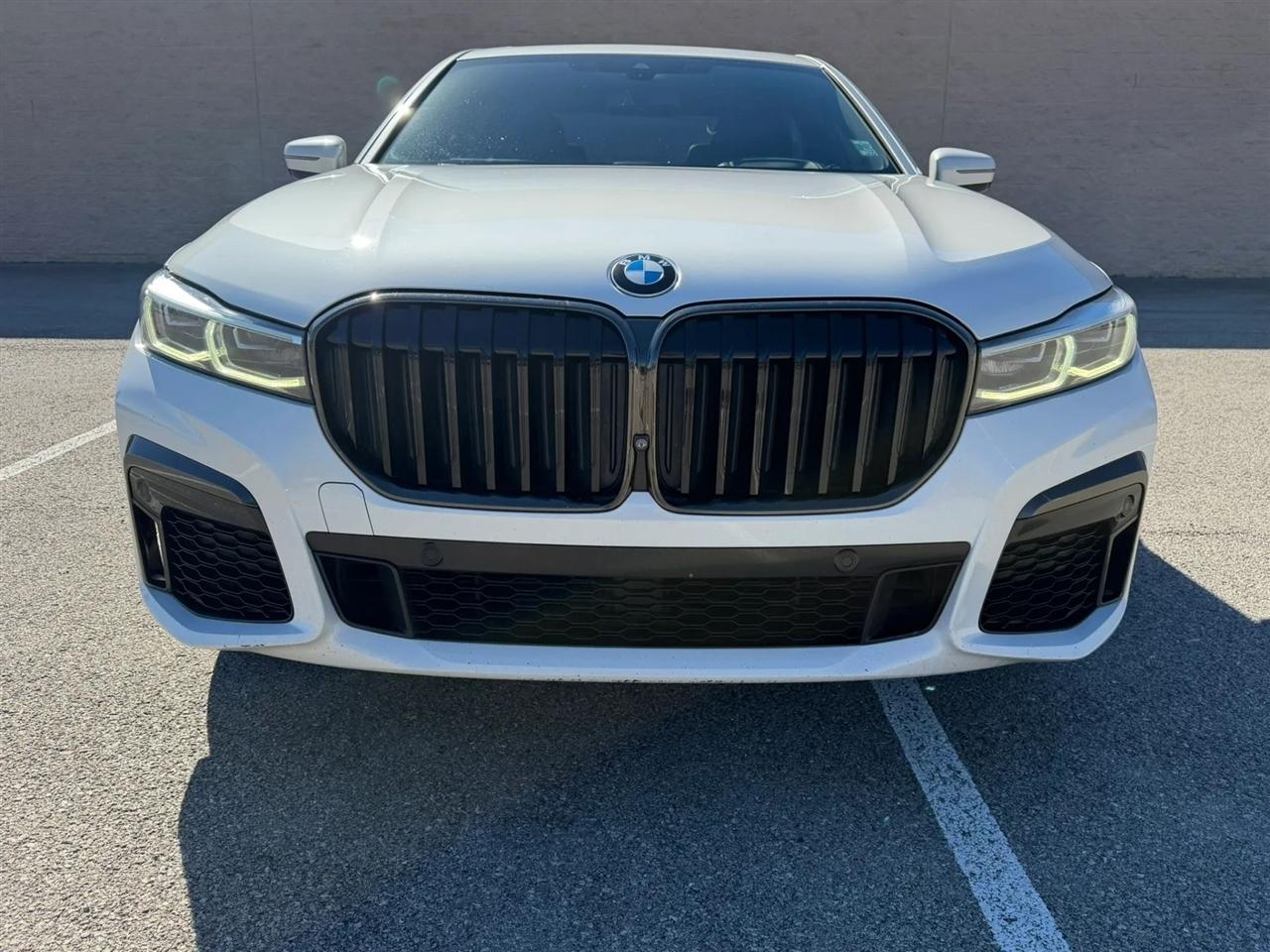 BMW 7 Series 740i Sedan 2020