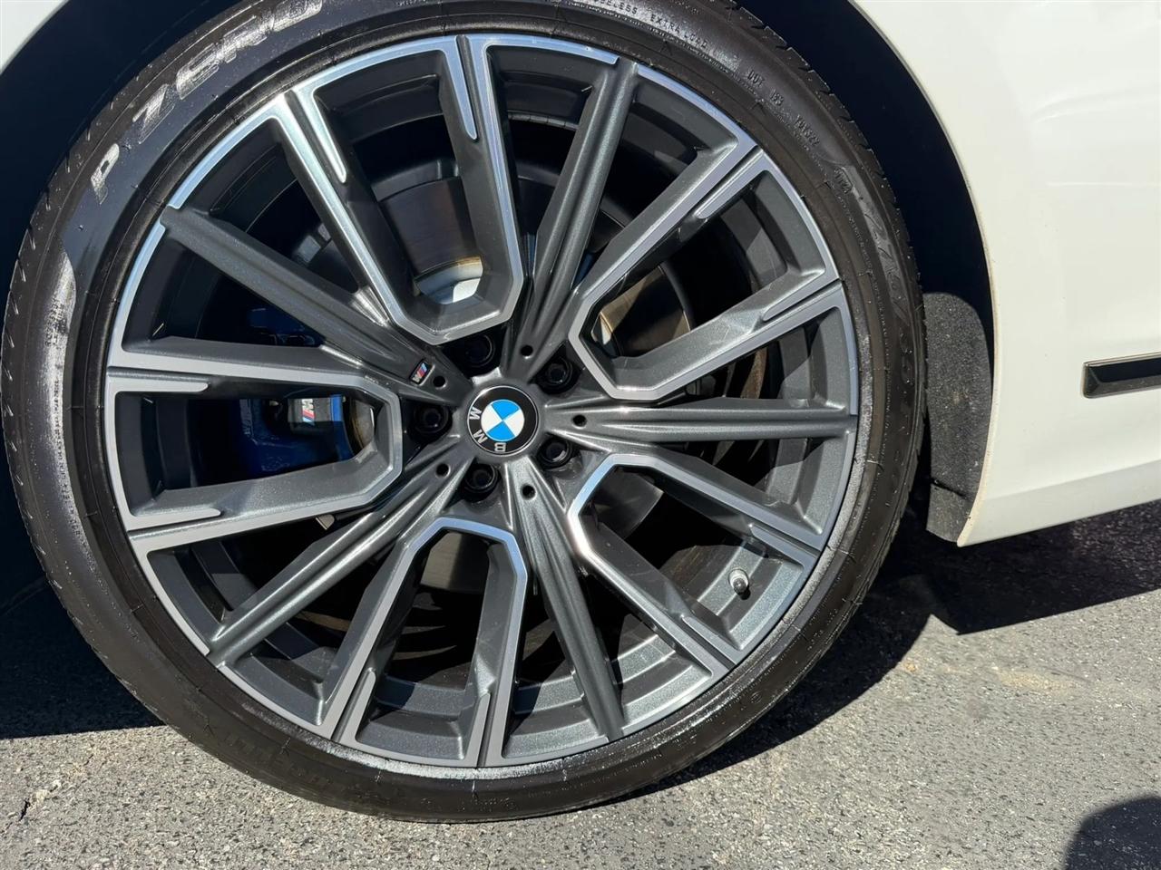 BMW 7 Series 740i Sedan 2020