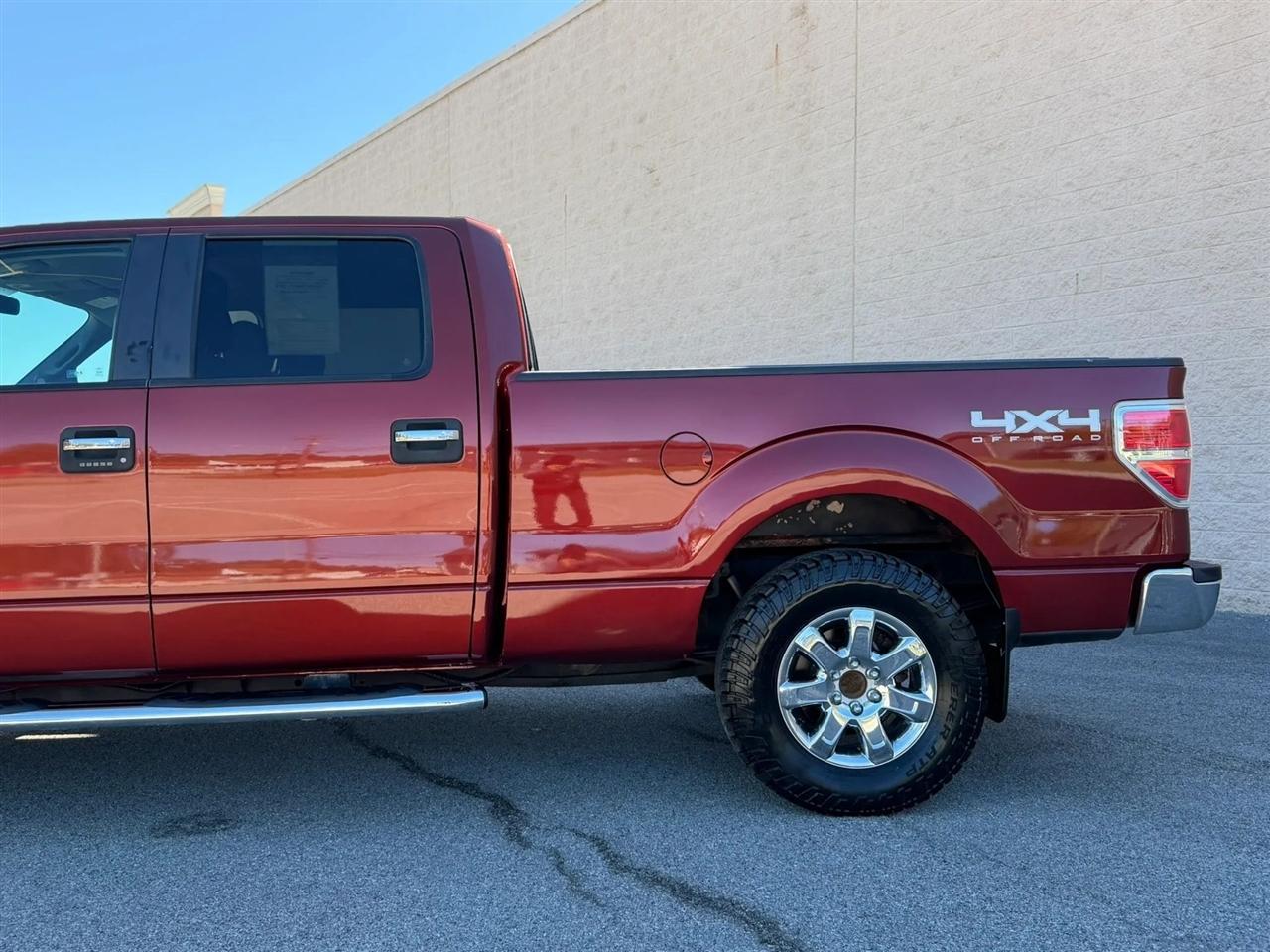 Ford F-150 4WD SuperCrew 145" Platinum 2014