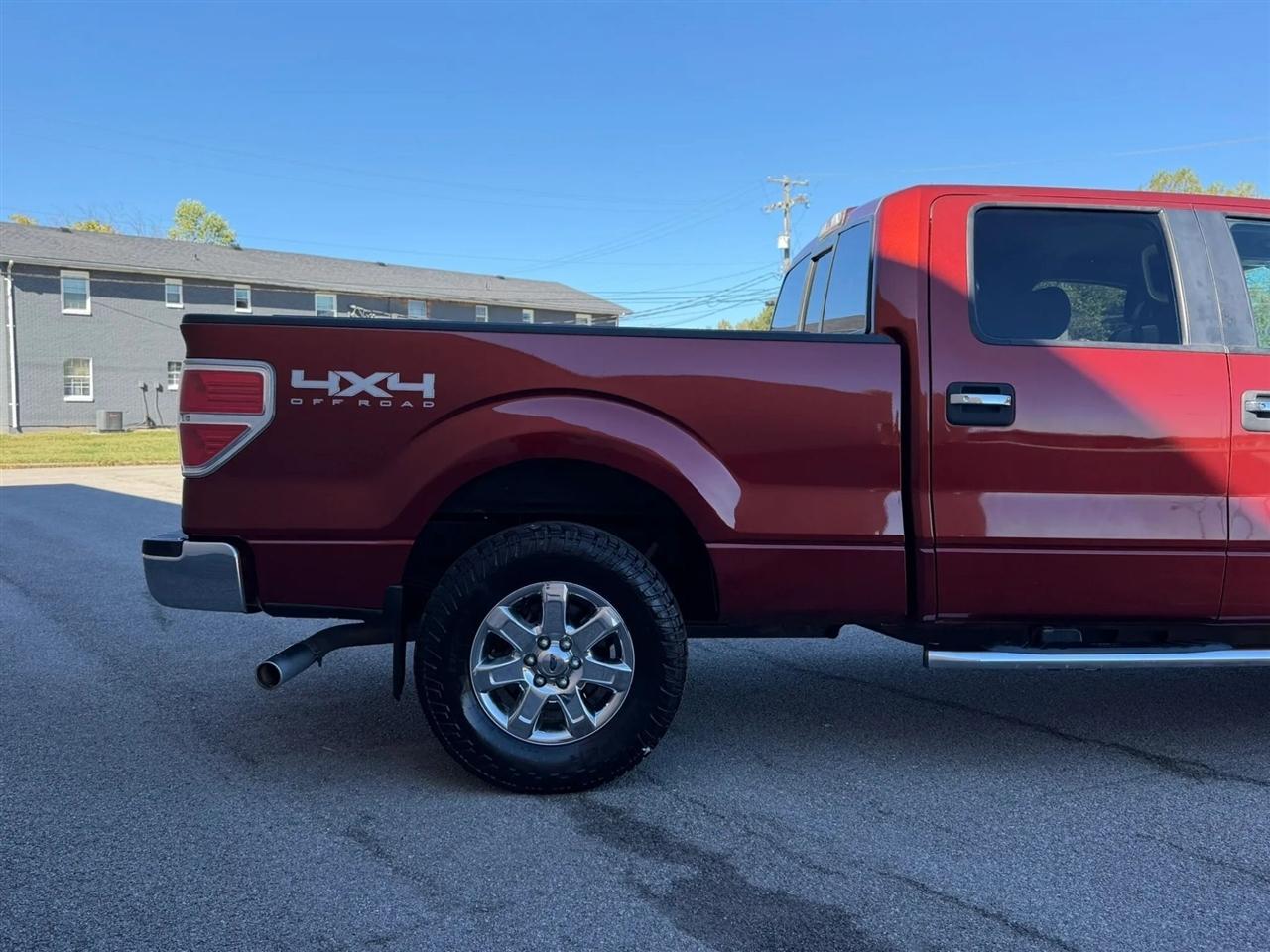 Ford F-150 4WD SuperCrew 145" Platinum 2014