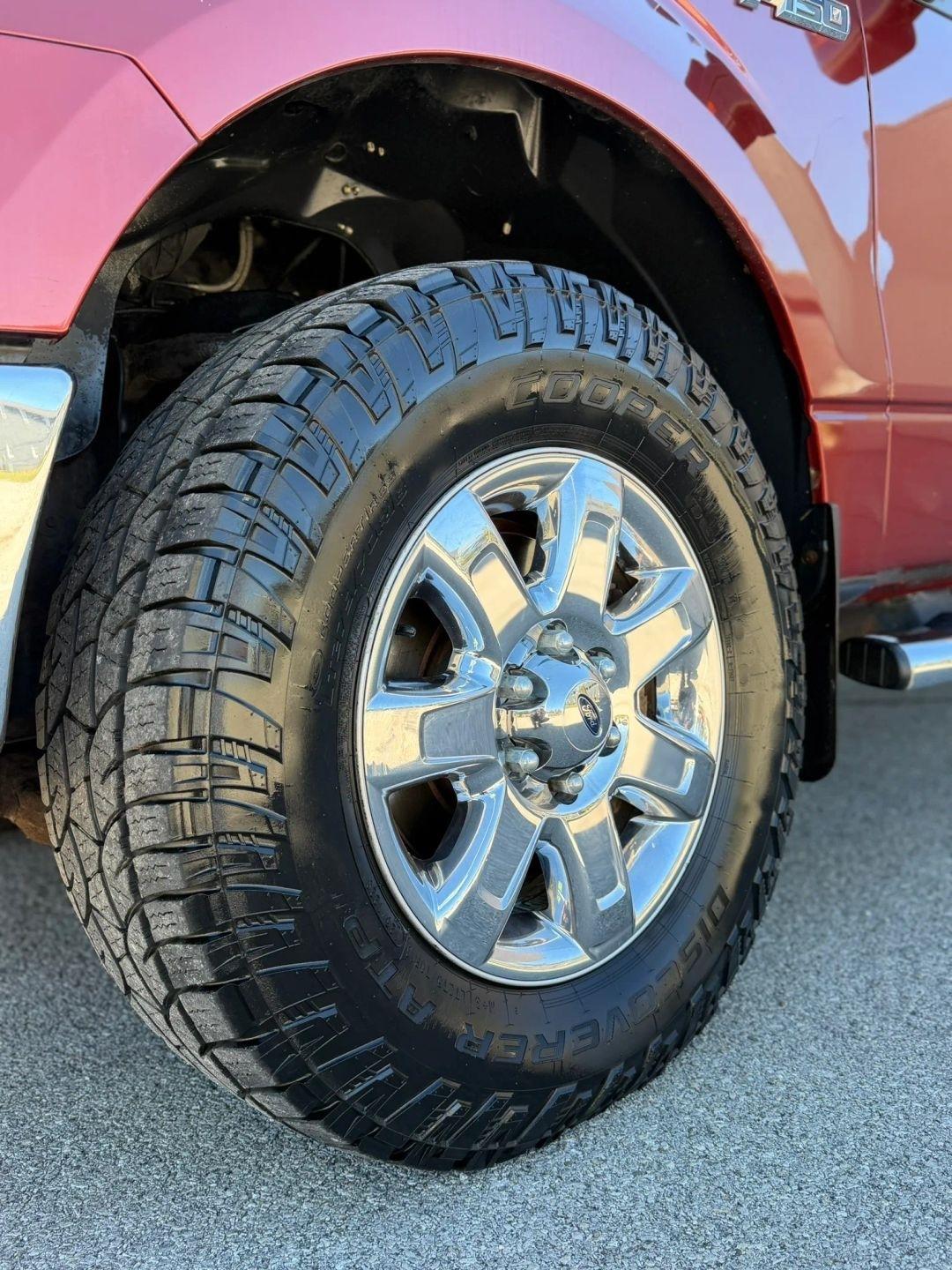 Ford F-150 4WD SuperCrew 145" Platinum 2014