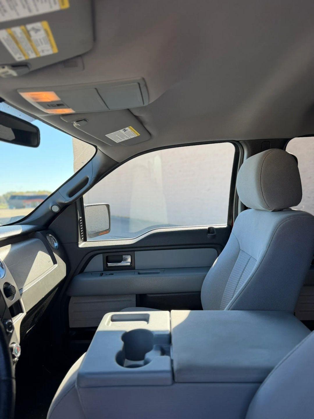 Ford F-150 4WD SuperCrew 145" Platinum 2014