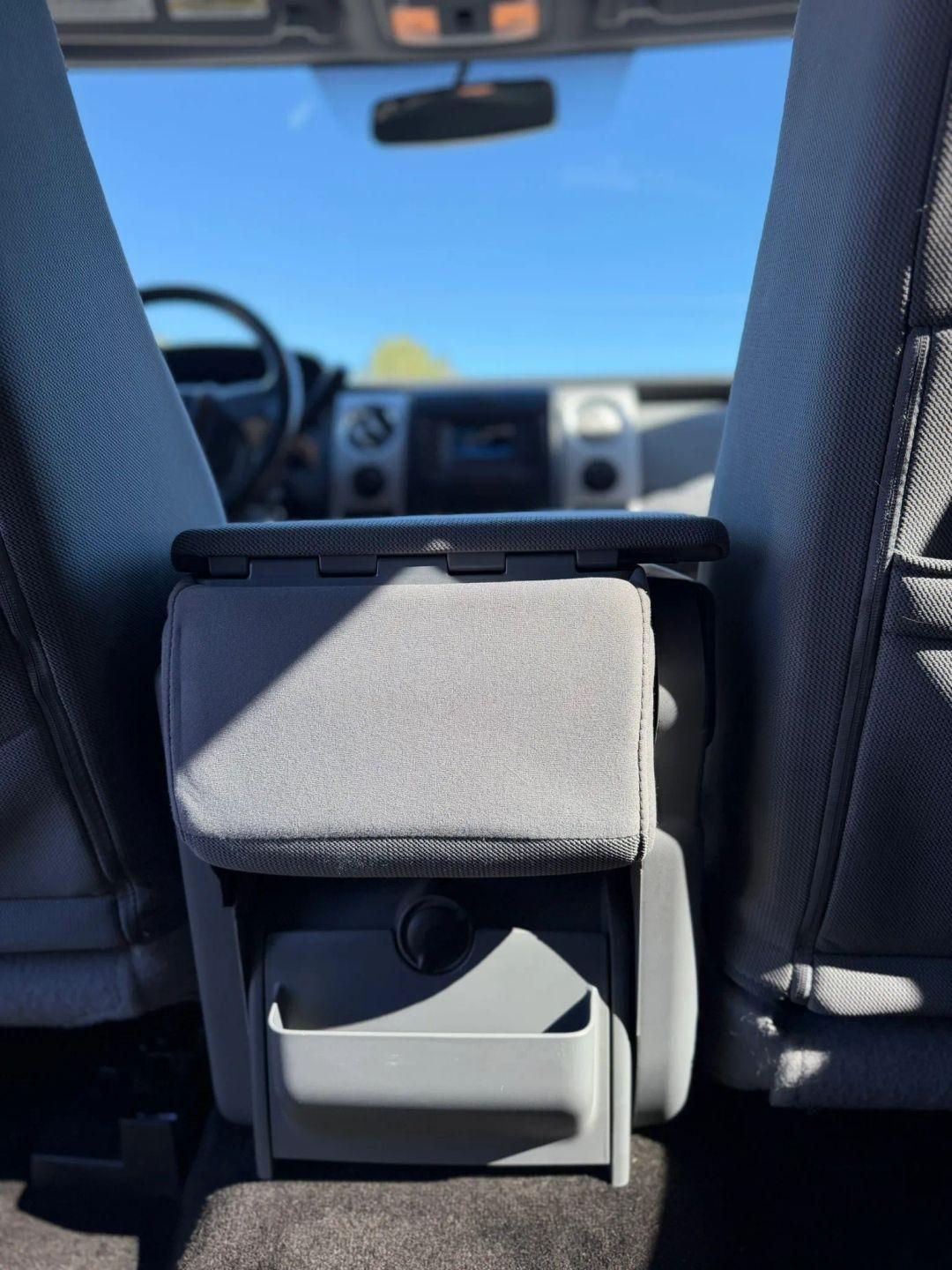 Ford F-150 4WD SuperCrew 145" Platinum 2014