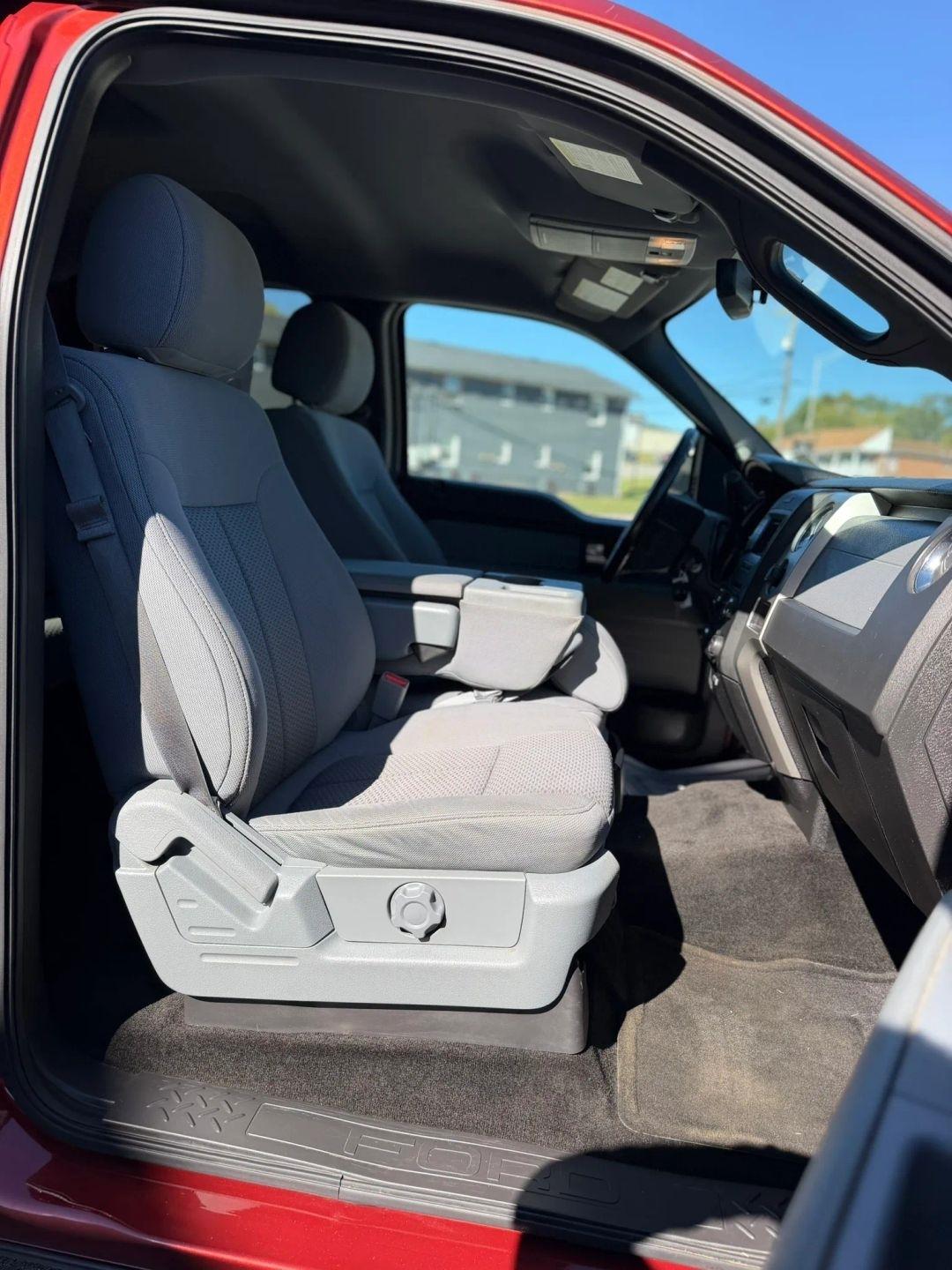 Ford F-150 4WD SuperCrew 145" Platinum 2014