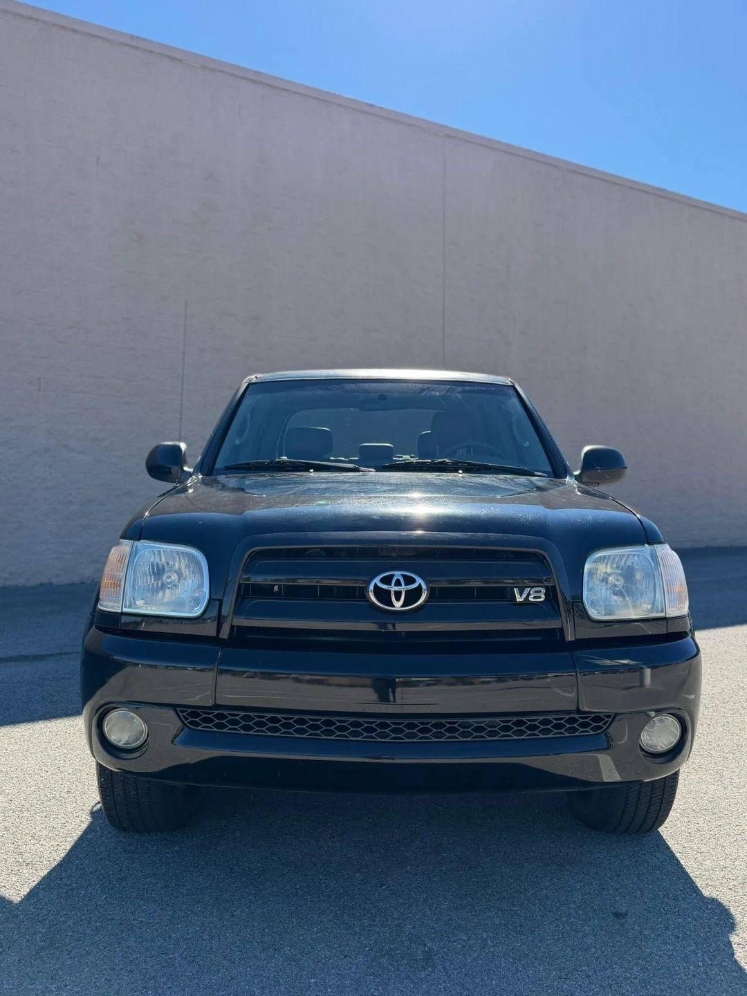 Toyota Tundra DoubleCab V8 Ltd 4WD (Natl) 2005