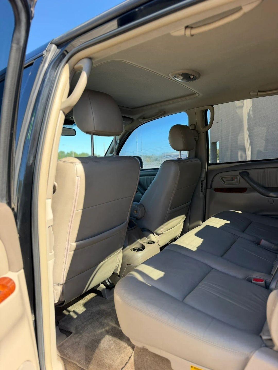 Toyota Tundra DoubleCab V8 Ltd 4WD (Natl) 2005