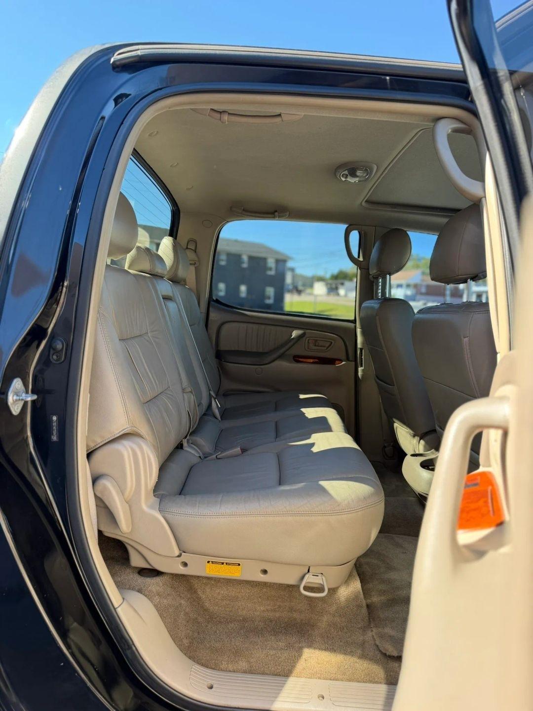 Toyota Tundra DoubleCab V8 Ltd 4WD (Natl) 2005