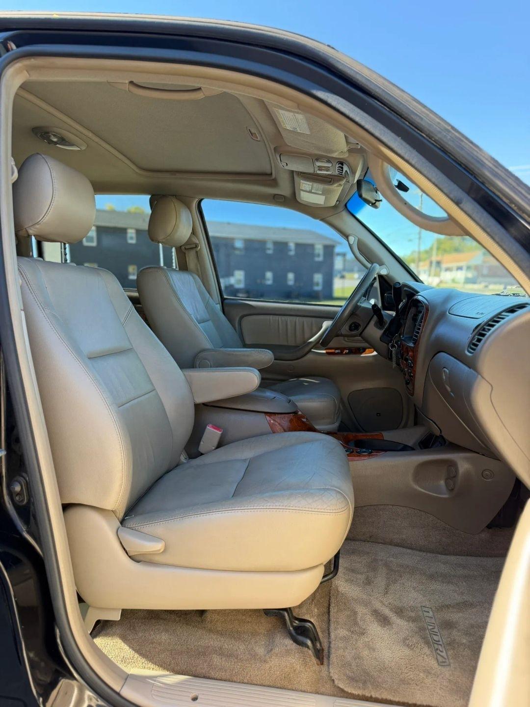 Toyota Tundra DoubleCab V8 Ltd 4WD (Natl) 2005