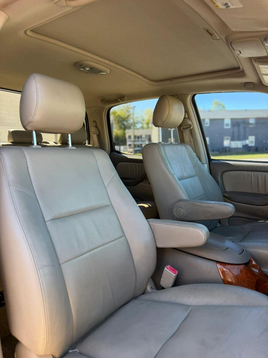 Toyota Tundra DoubleCab V8 Ltd 4WD (Natl) 2005