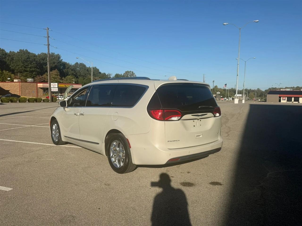 Chrysler Pacifica Limited FWD 2017