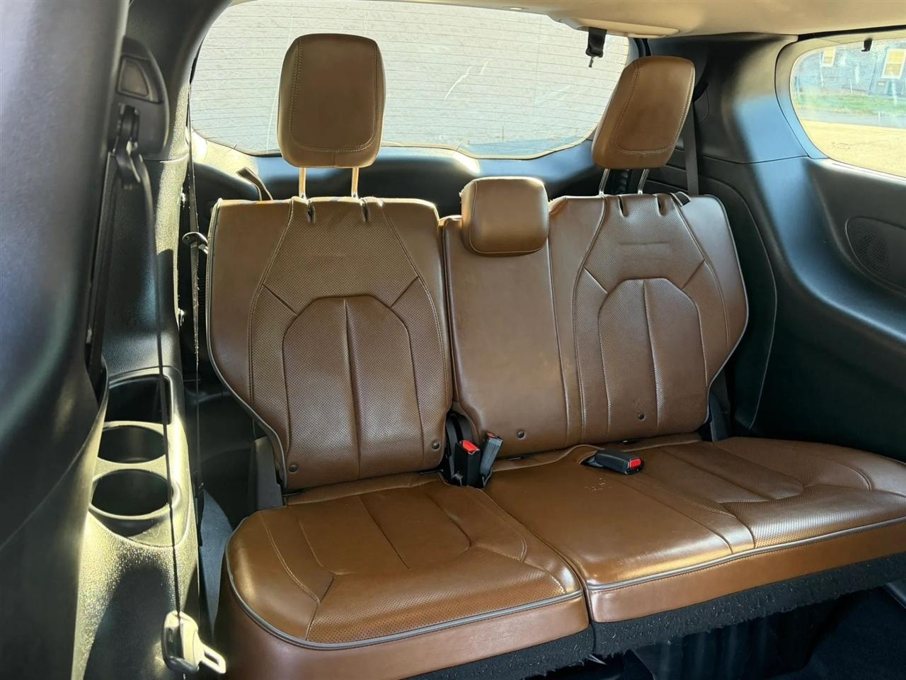Chrysler Pacifica Limited FWD 2017
