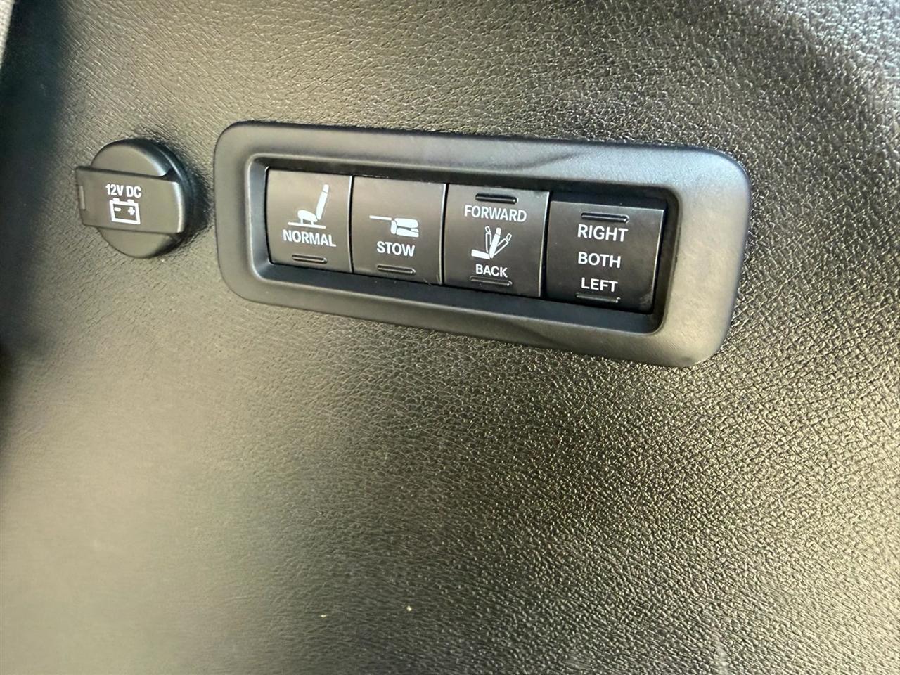 Chrysler Pacifica Limited FWD 2017