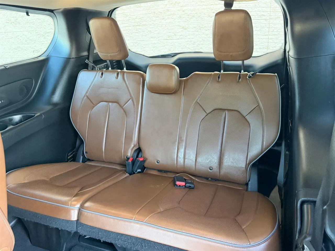 Chrysler Pacifica Limited FWD 2017