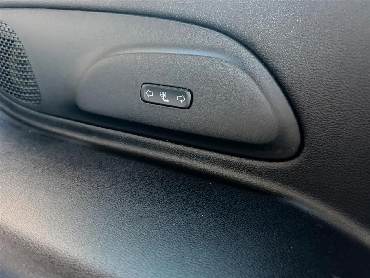 Chrysler Pacifica Limited FWD 2017