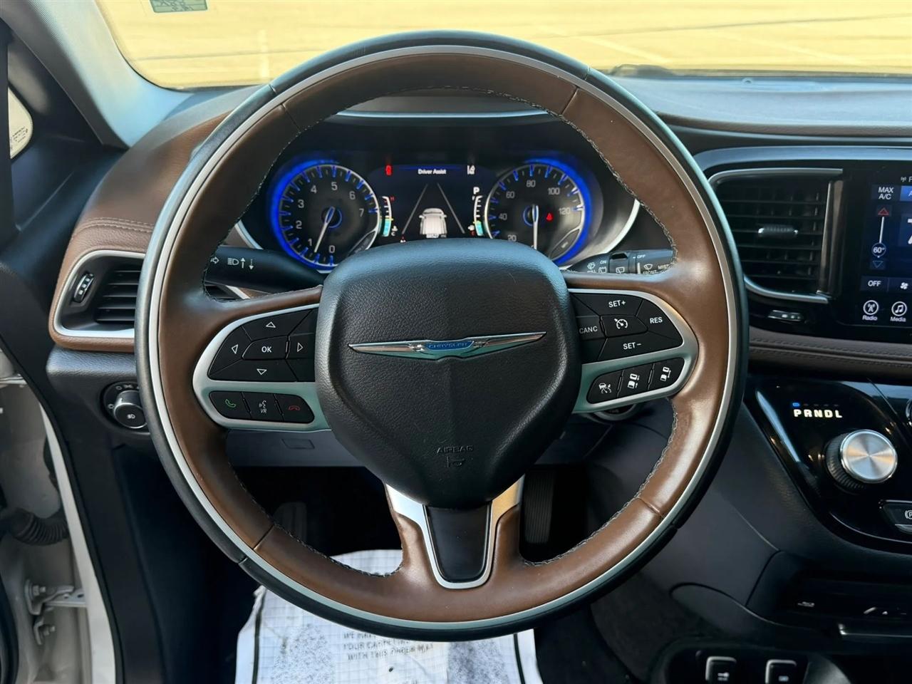 Chrysler Pacifica Limited FWD 2017