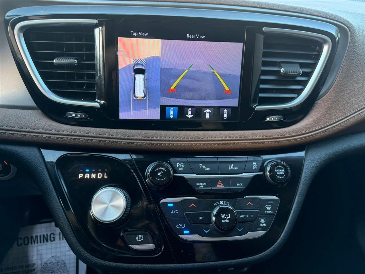 Chrysler Pacifica Limited FWD 2017
