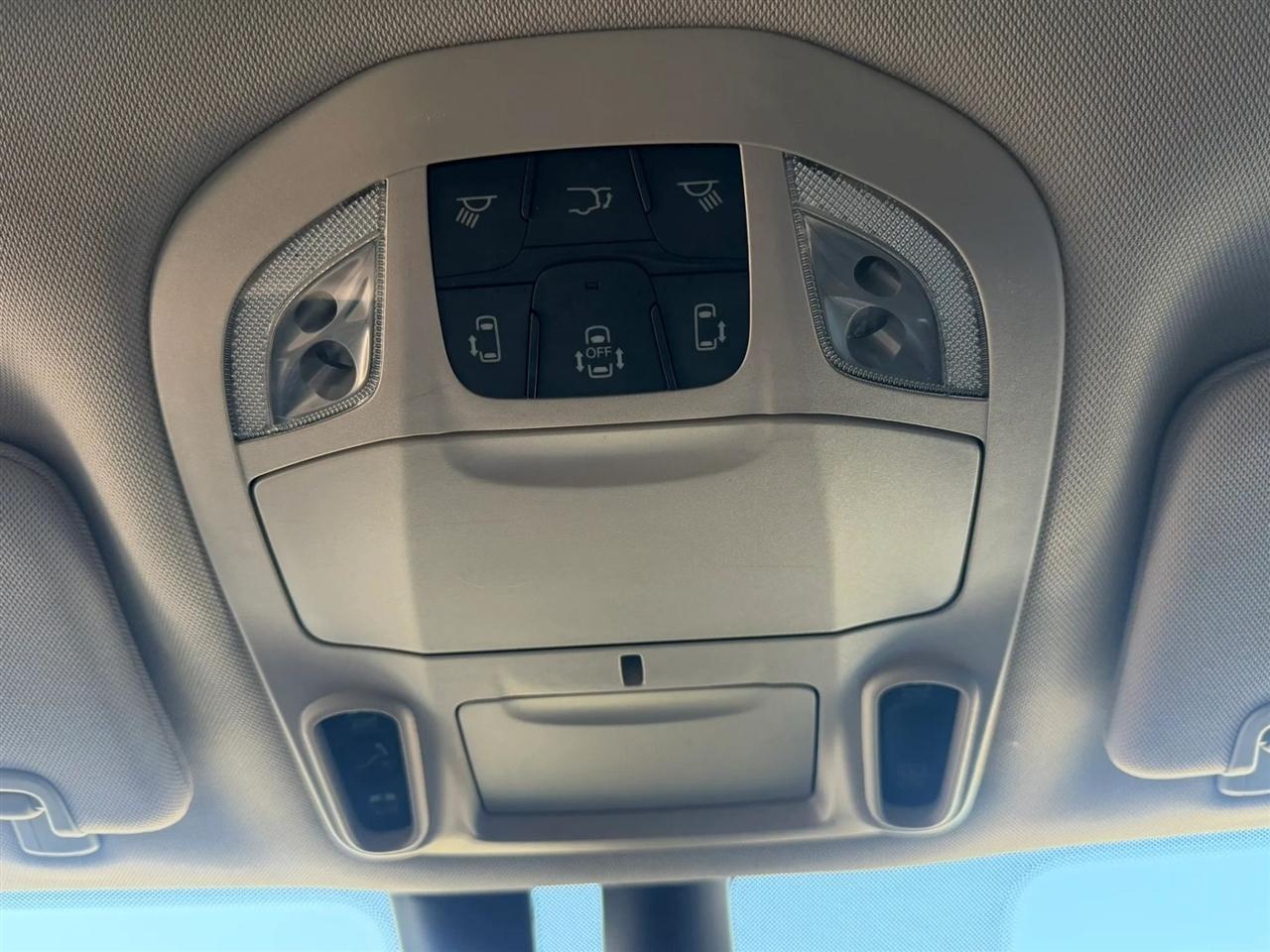 Chrysler Pacifica Limited FWD 2017