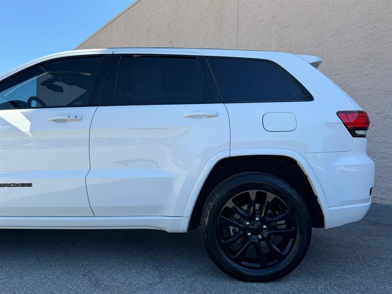 Jeep Grand Cherokee Laredo X 4x4 2021