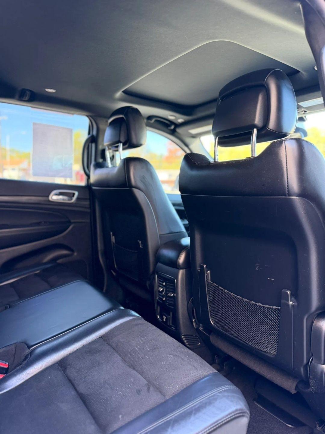 Jeep Grand Cherokee Laredo X 4x4 2021