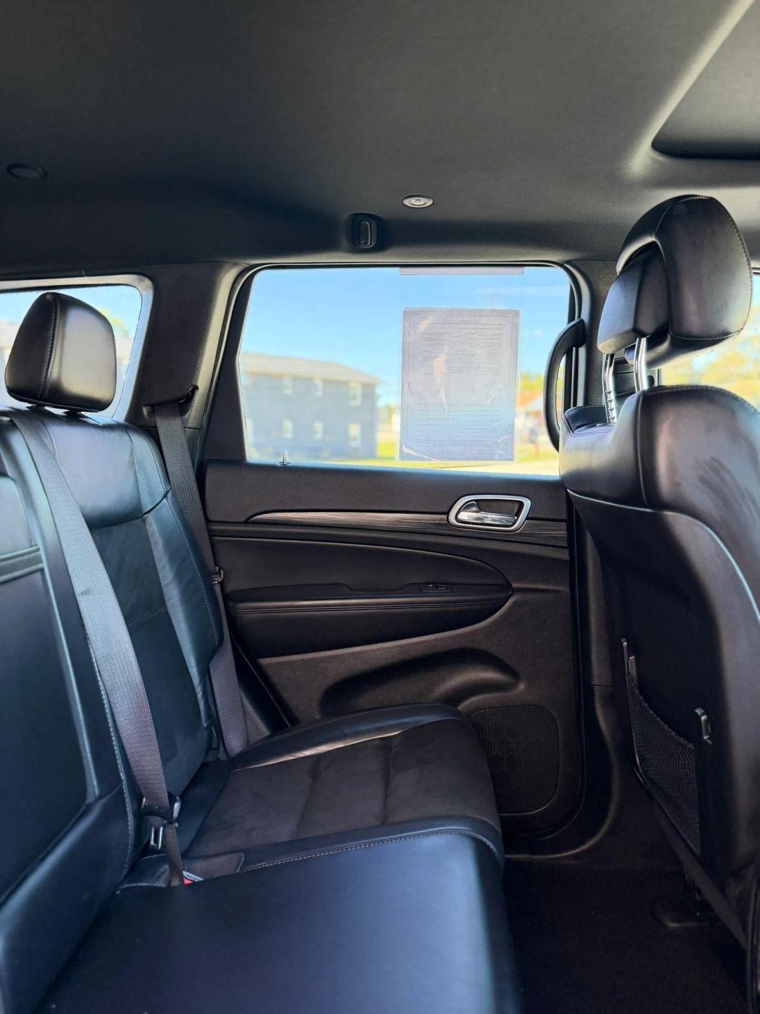 Jeep Grand Cherokee Laredo X 4x4 2021