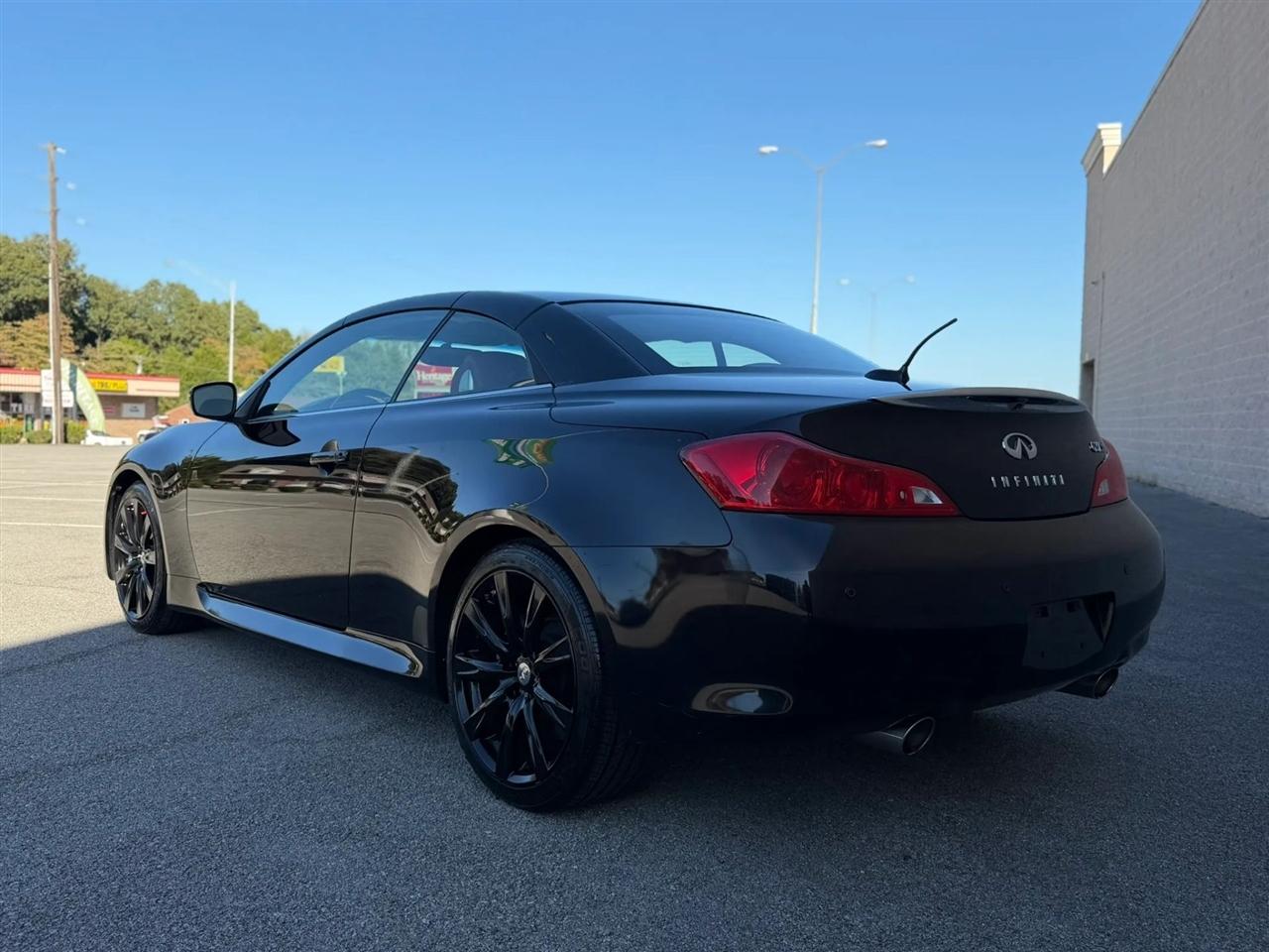 Infiniti G37 Convertible 2dr Limited Edition 2011
