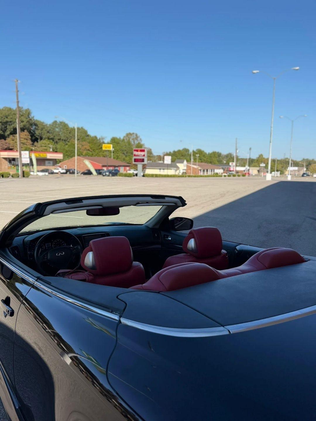 Infiniti G37 Convertible 2dr Limited Edition 2011