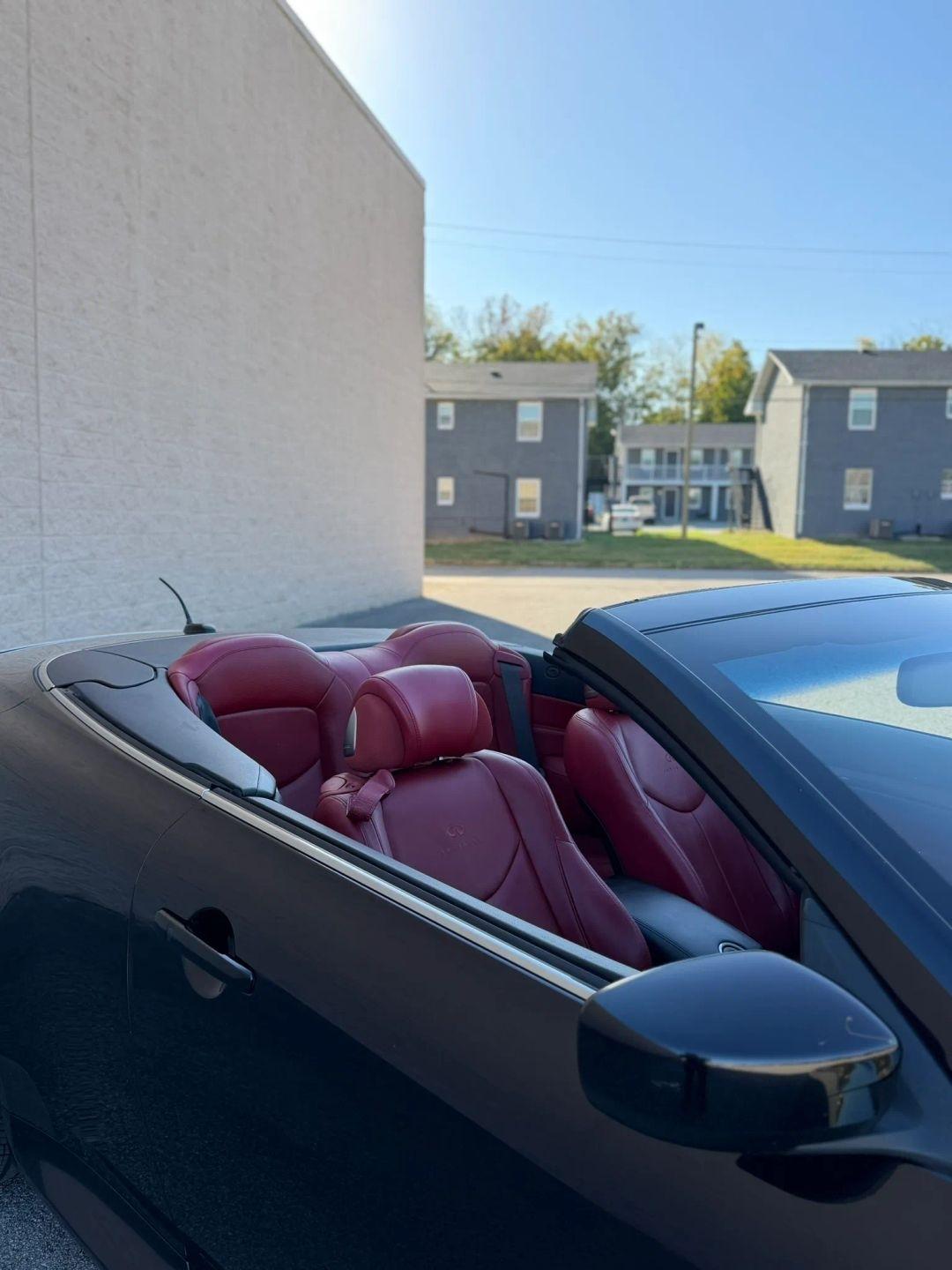Infiniti G37 Convertible 2dr Limited Edition 2011