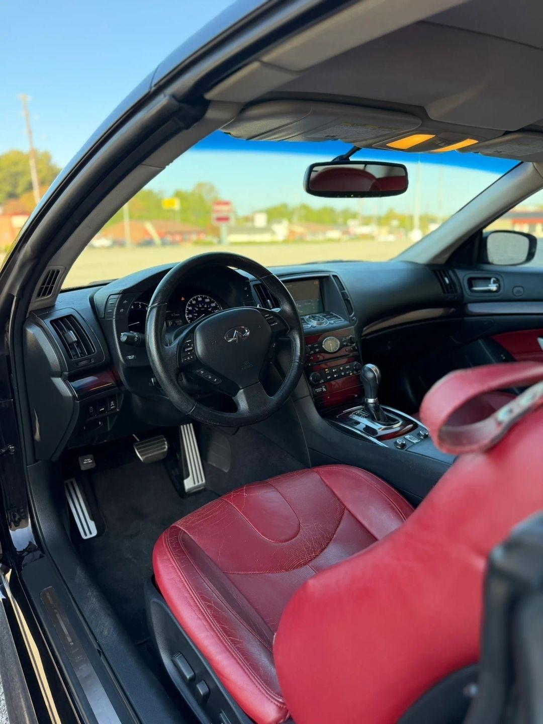 Infiniti G37 Convertible 2dr Limited Edition 2011