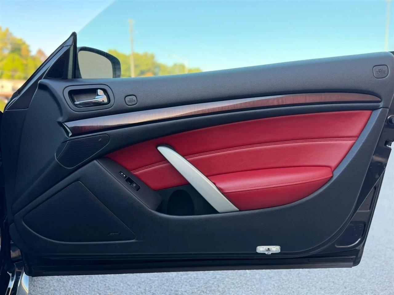 Infiniti G37 Convertible 2dr Limited Edition 2011