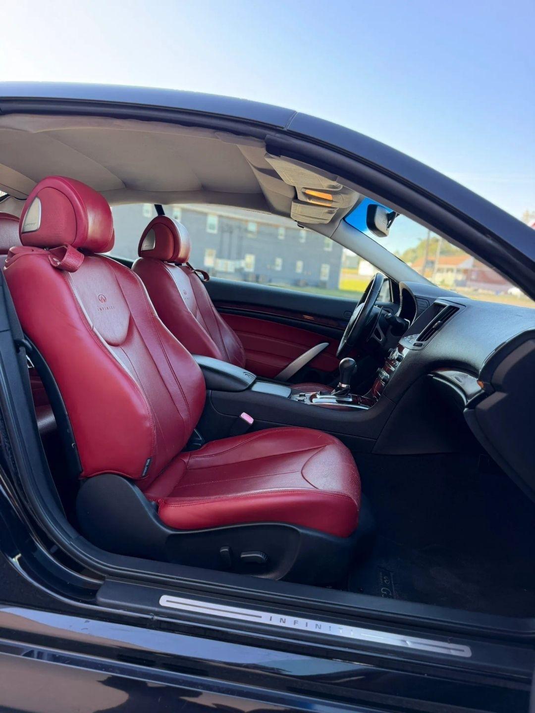 Infiniti G37 Convertible 2dr Limited Edition 2011