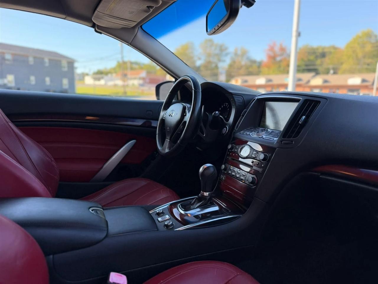 Infiniti G37 Convertible 2dr Limited Edition 2011