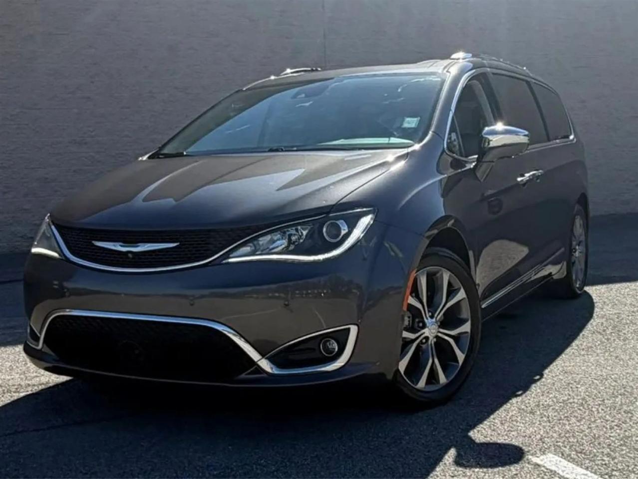 Chrysler Pacifica Limited FWD 2018