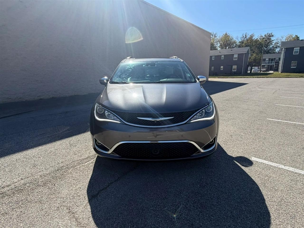 Chrysler Pacifica Limited FWD 2018