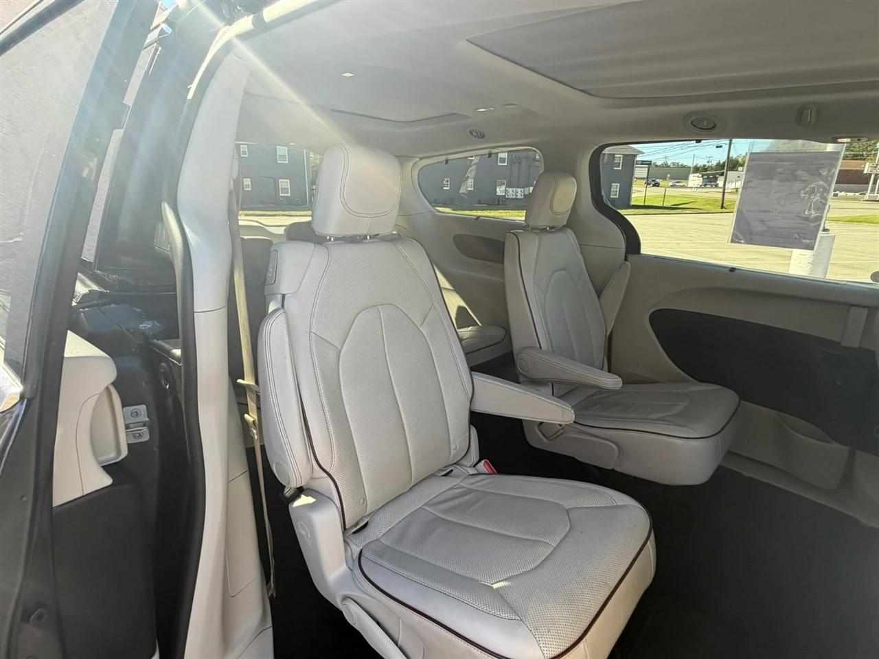 Chrysler Pacifica Limited FWD 2018