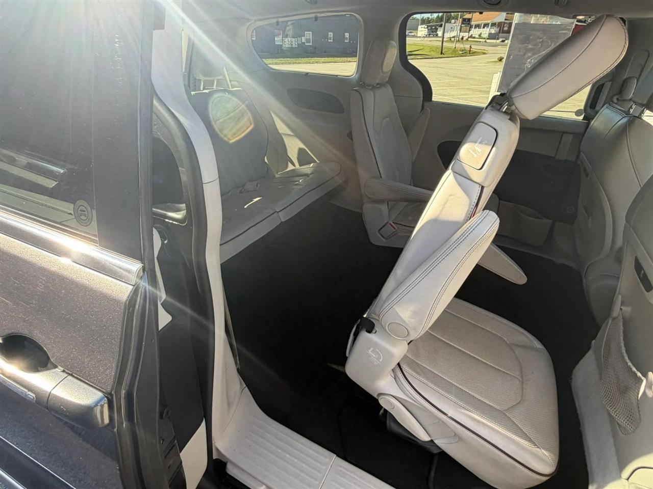 Chrysler Pacifica Limited FWD 2018