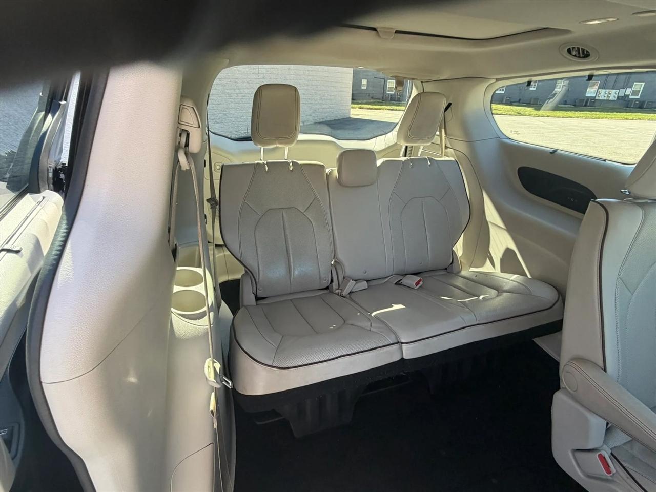Chrysler Pacifica Limited FWD 2018