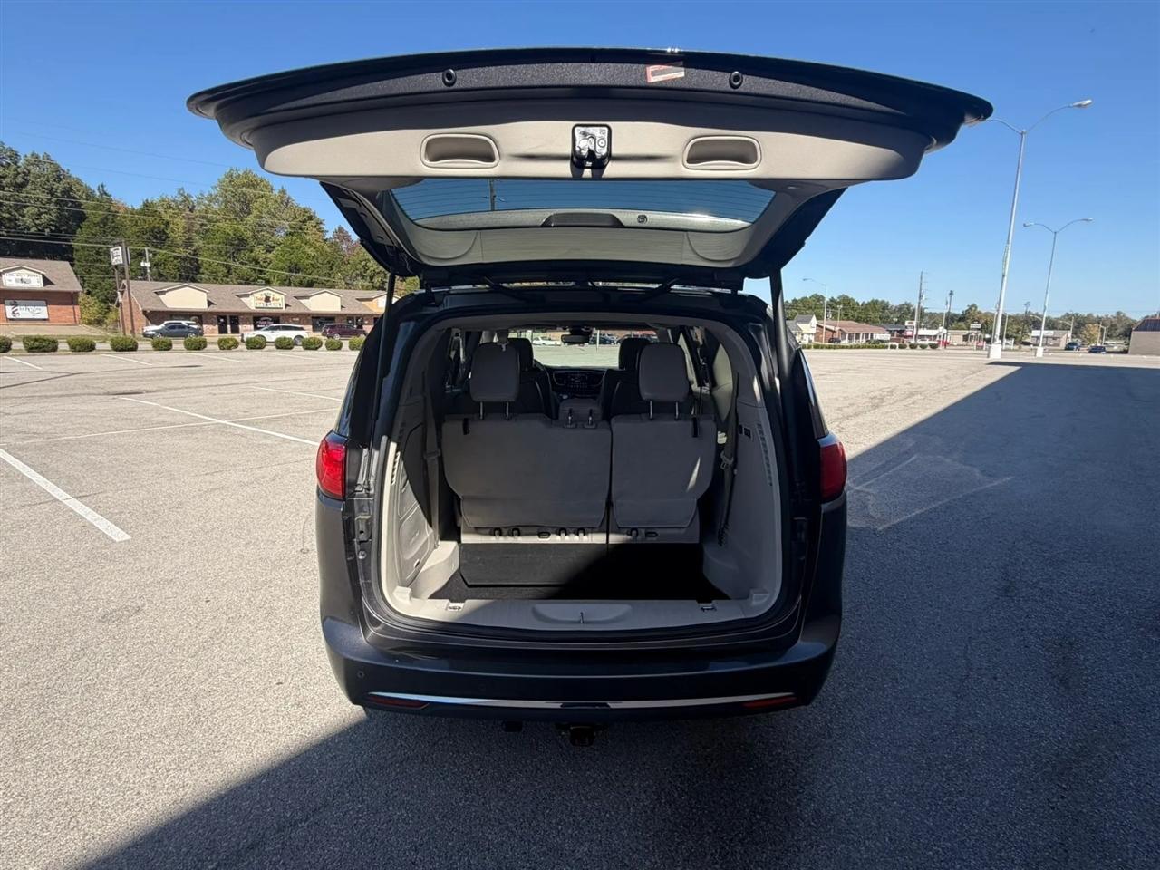 Chrysler Pacifica Limited FWD 2018
