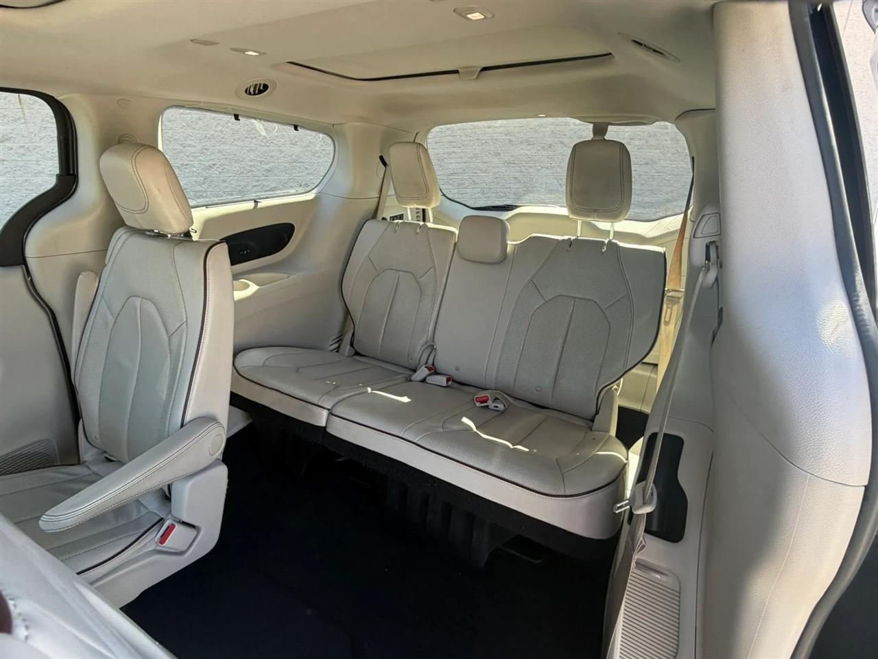 Chrysler Pacifica Limited FWD 2018